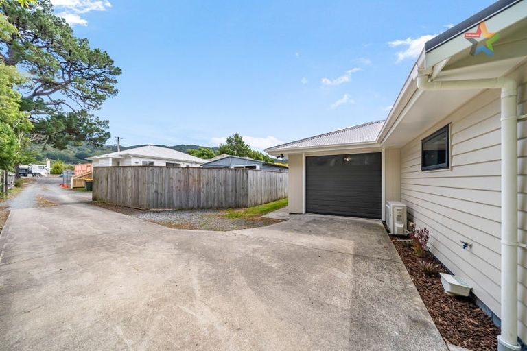 Photo of property in 24a Wainuiomata Road, Wainuiomata, Lower Hutt, 5014