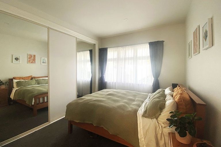 Photo of property in 39 Wiggins Street, Sumner, Christchurch, 8081