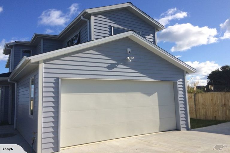 Photo of property in 43 Maylee Crescent, Gulf Harbour, Whangaparaoa, 0930