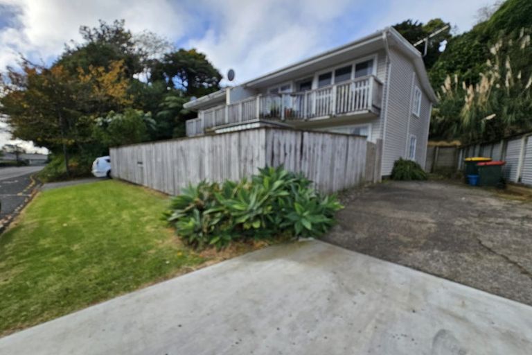 Photo of property in 55 Carrington Street, Lower Vogeltown, New Plymouth, 4310