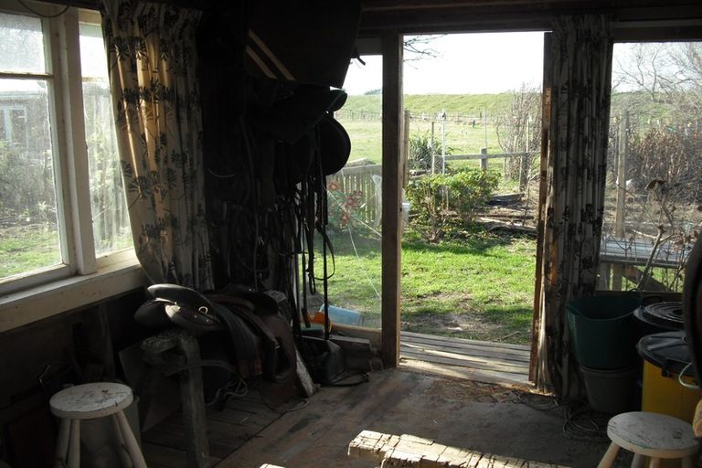 Photo of property in 41 Nuku Street, Tangimoana, 4822