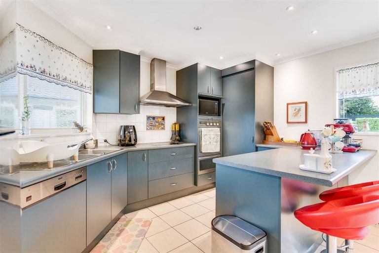 Photo of property in 355 Halswell Road, Halswell, Christchurch, 8025