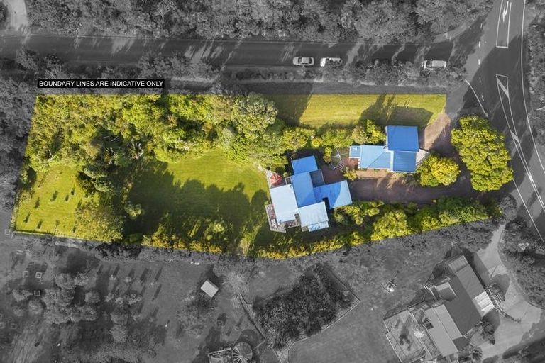 Photo of property in 807 West Coast Road, Oratia, Auckland, 0604