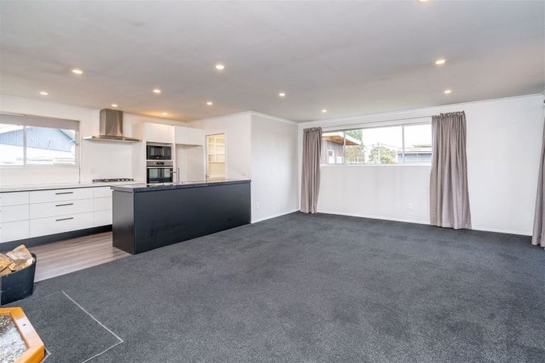 Photo of property in 3 Mcneil Street, Balclutha, 9230