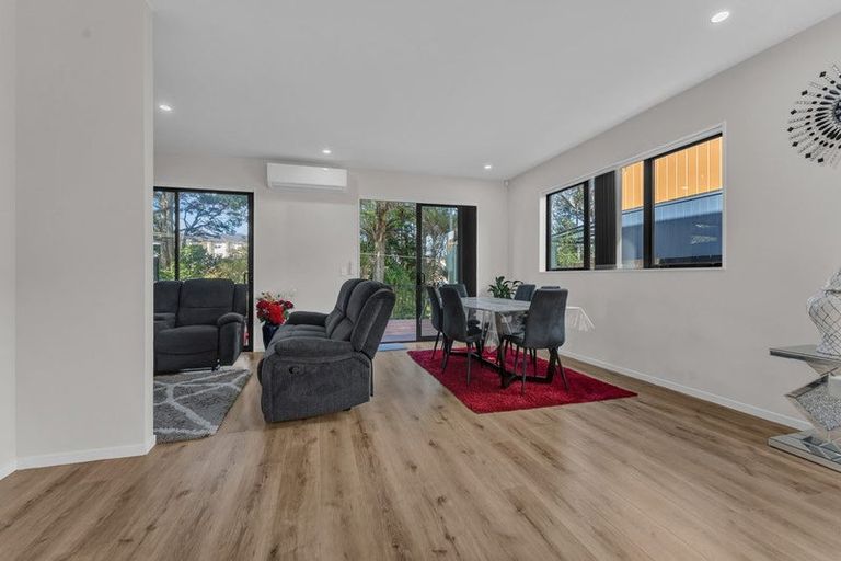 Photo of property in 13 Pumau Place, Flat Bush, Auckland, 2019