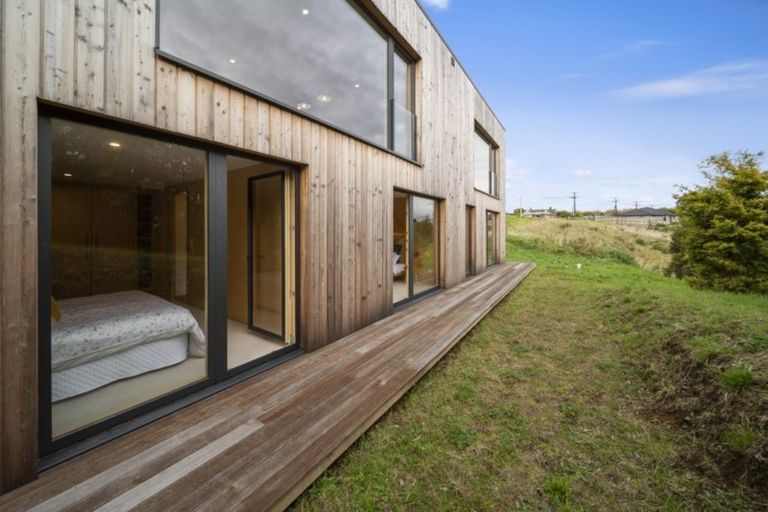 Photo of property in 282 Frankley Road, Ferndale, New Plymouth, 4310