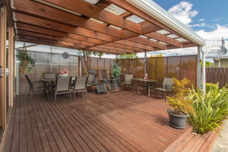 Photo of property in 4 Canterbury Street, Tamatea, Napier, 4112