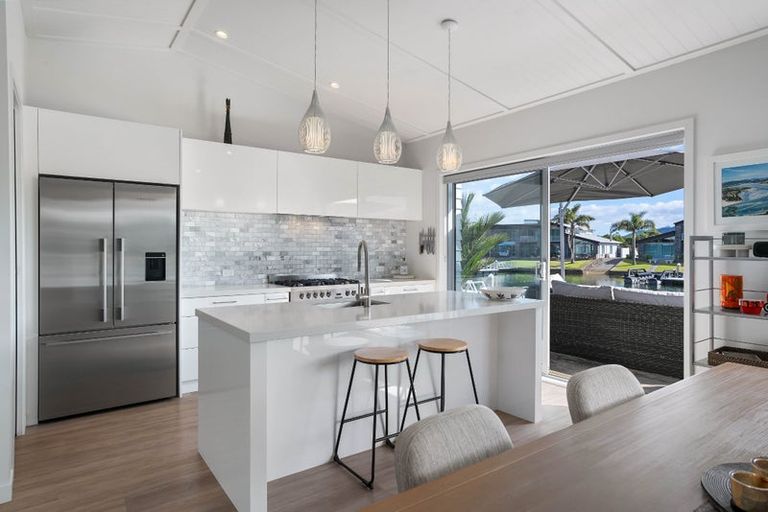 Photo of property in 105 Motu Hei, Pauanui, Hikuai, 3579