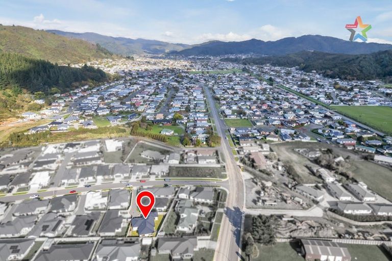 Photo of property in 7 Brian Hughes Road, Wainuiomata, Lower Hutt, 5014