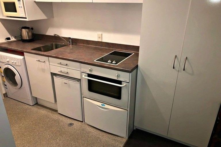 Photo of property in Aitken Street Apartments, 302/5 Aitken Street, Thorndon, Wellington, 6011