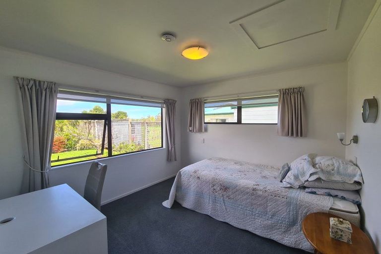 Photo of property in 2 Courthouse Lane, Coromandel, 3506