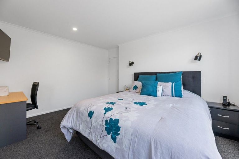 Photo of property in 90 Hills View Drive, Papamoa, 3118