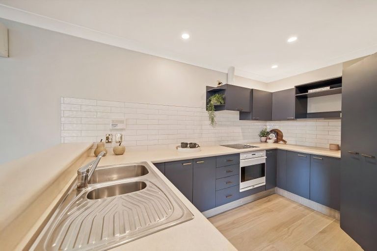 Photo of property in 14a Larch Place, Casebrook, Christchurch, 8051