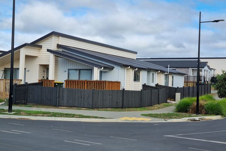 Photo of property in 27a Tributary Parade, Karaka, Papakura, 2113