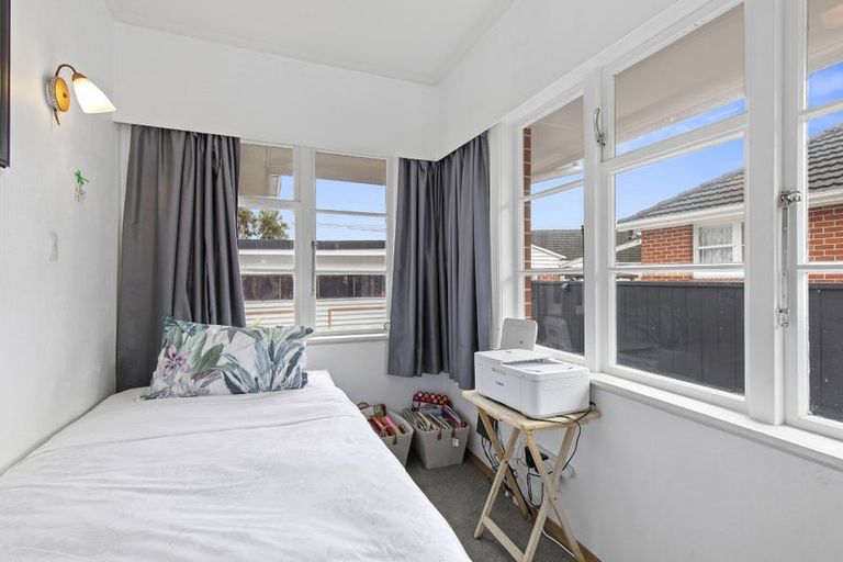 Photo of property in 4 Parnell Street, Fairfield, Lower Hutt, 5011