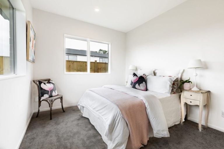 Photo of property in 69 Nobilo Road, Kumeu, 0810
