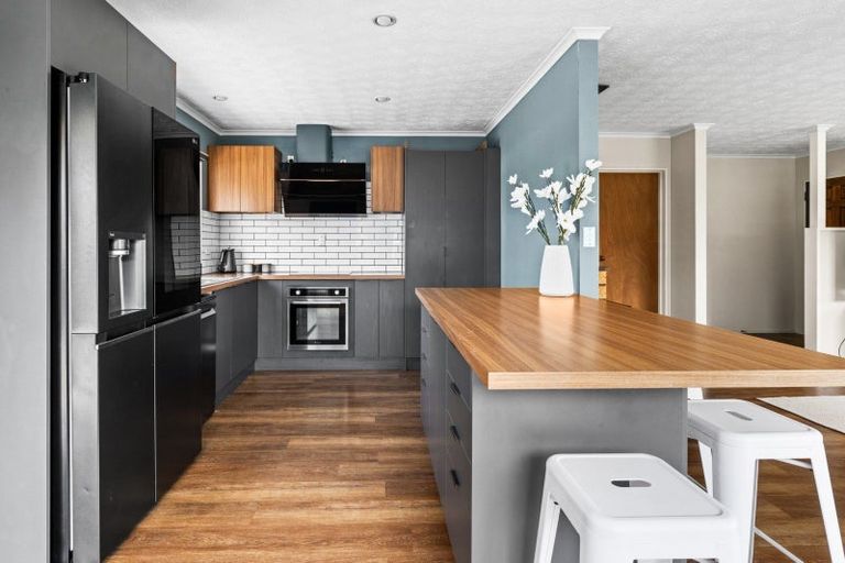 Photo of property in 53 Auckland Road, Greenmeadows, Napier, 4112