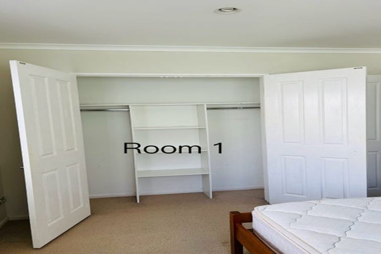 Photo of property in 102 Middlefield Drive, Flat Bush, Auckland, 2016