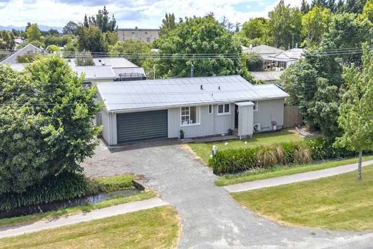 Photo of property in 42 Cardale Street, Darfield, 7510