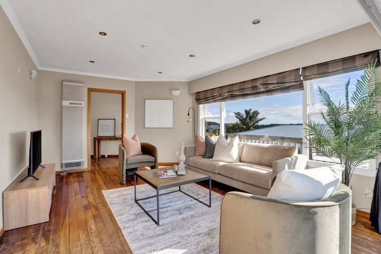 Photo of property in 182 Ngamotu Road, Spotswood, New Plymouth, 4310