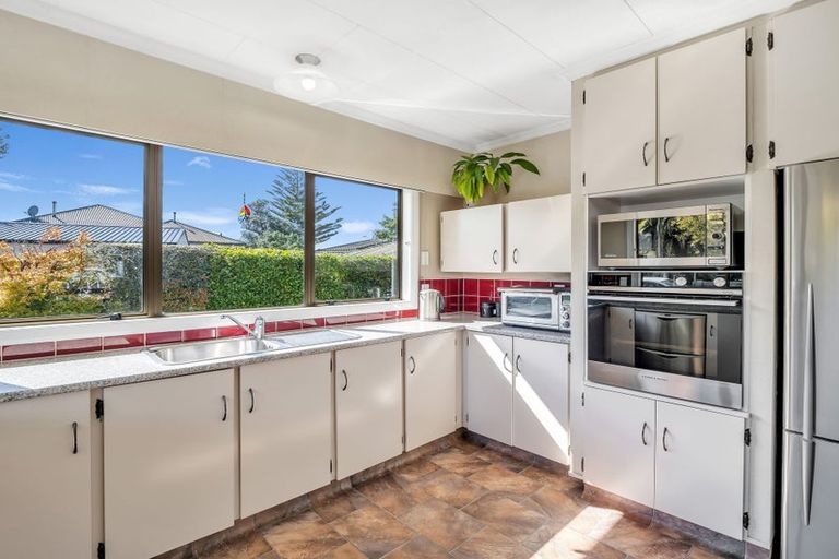 Photo of property in 9 Birmingham Street, Takaro, Palmerston North, 4412