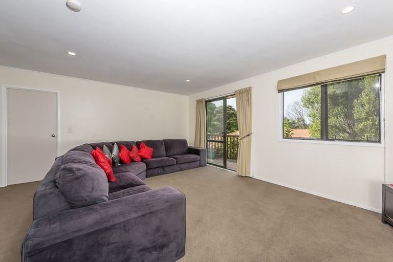 Photo of property in 26 Dovey Place, Massey, Auckland, 0614