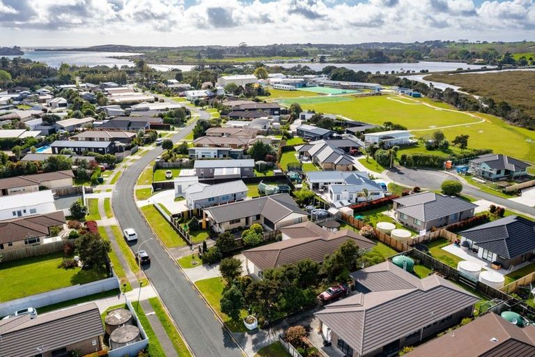 Photo of property in 43 Kedge Drive, Mangawhai, 0505