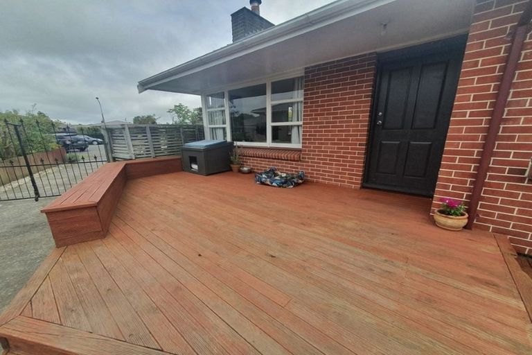 Photo of property in 26 Clipper Place, Redwood, Christchurch, 8051