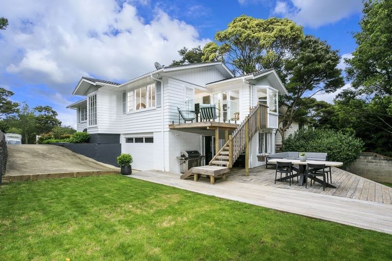 Photo of property in 69 Park Hill Road, Birkenhead, Auckland, 0626
