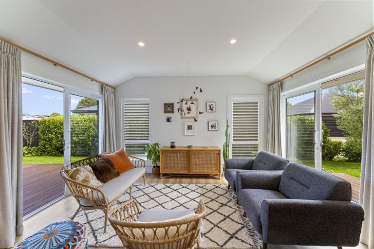 Photo of property in 10 Thomas Way, Brightwater, 7022