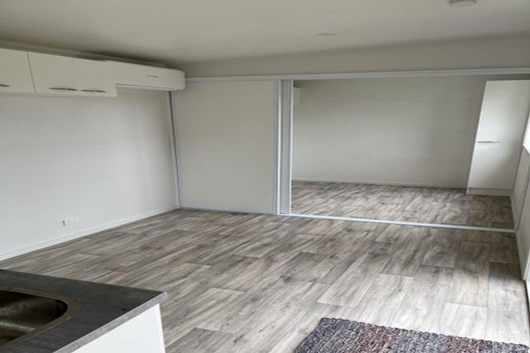 Photo of property in 1/46 Newington Road, Henderson, Auckland, 0612