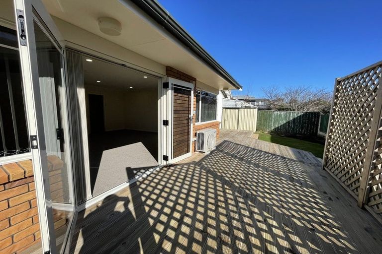 Photo of property in 332a Devon Street West, New Plymouth, 4310