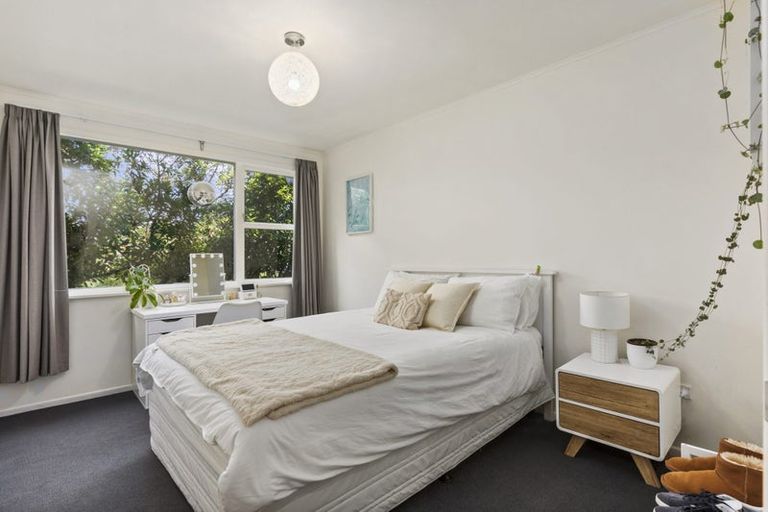 Photo of property in 142 Townsend Road, Miramar, Wellington, 6022