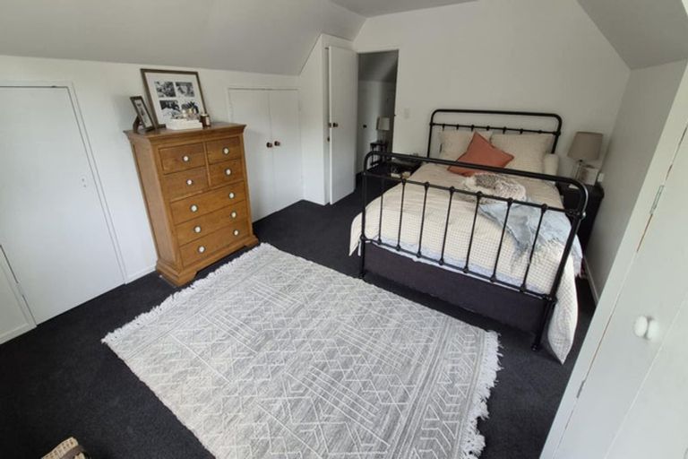 Photo of property in 142 Victoria Avenue, Hokowhitu, Palmerston North, 4410