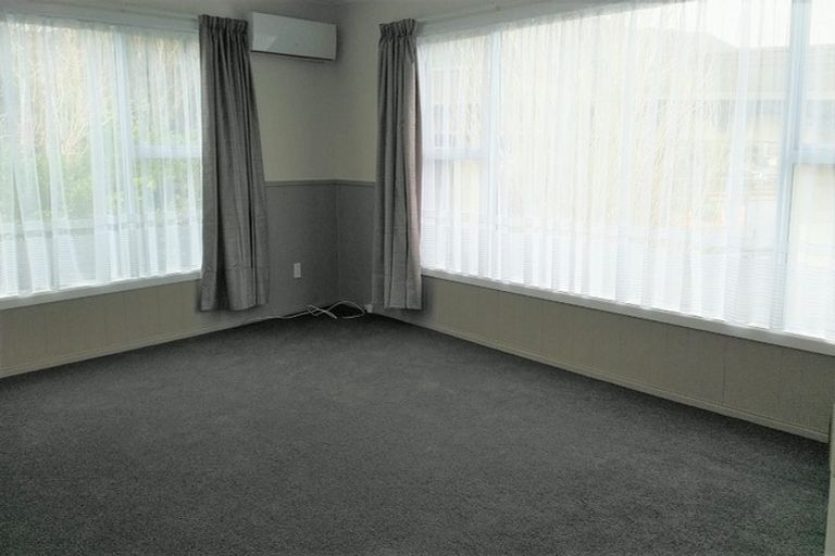 Photo of property in 8/255 Waterloo Road, Hutt Central, Lower Hutt, 5011