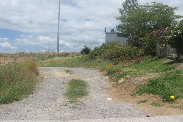 Photo of property in 42 Atuaroa Avenue, Te Puke, 3119