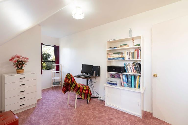 Photo of property in 38 Kings Drive, Levin, 5510