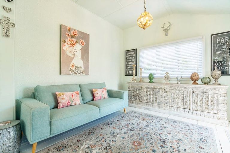 Photo of property in 7 Moore Street, Milton, 9220