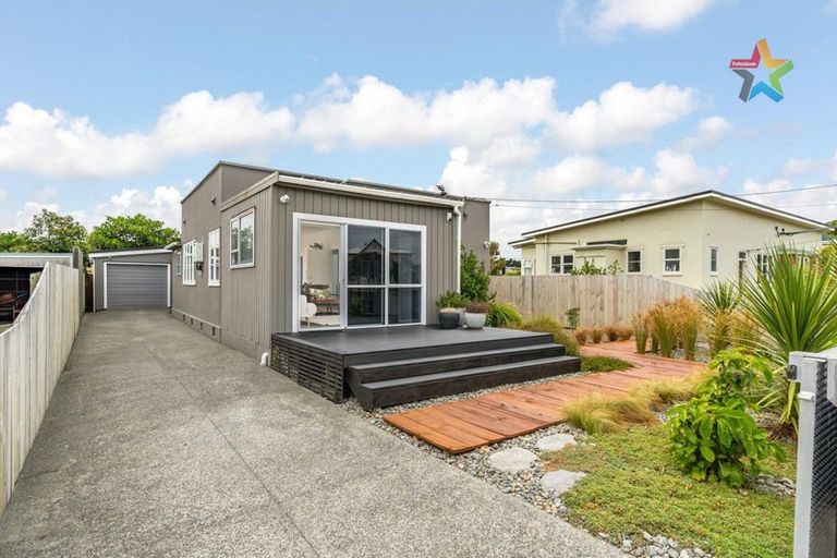 Photo of property in 87 Adelaide Street, Petone, Lower Hutt, 5012