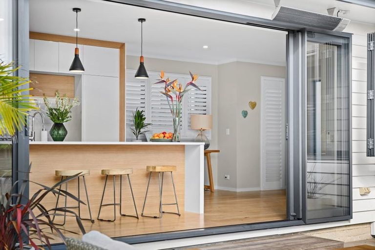 Photo of property in 9 Barque Rise, Long Bay, Auckland, 0630