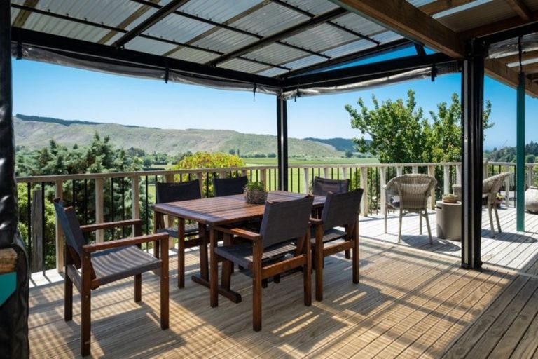 Photo of property in 313 Hill Road, Eskdale, Napier, 4182