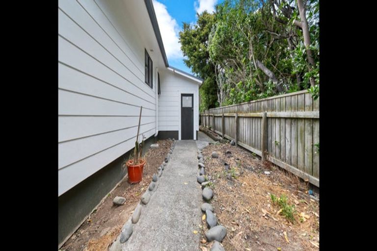 Photo of property in 179a Bridge Street, Bulls, 4818