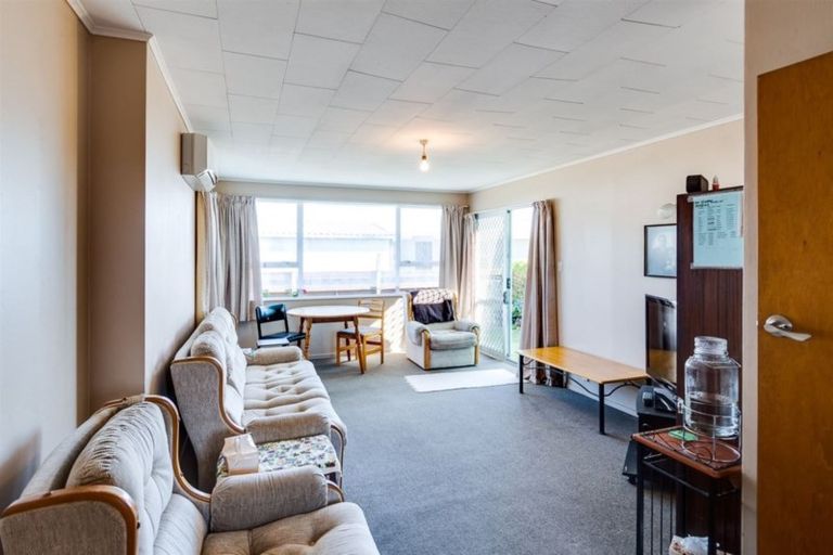 Photo of property in 3/27 Ranfurly Street, Tamatea, Napier, 4112