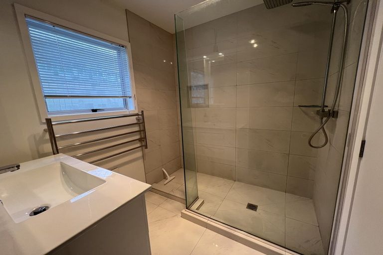 Photo of property in 83 Langana Avenue, Browns Bay, Auckland, 0630