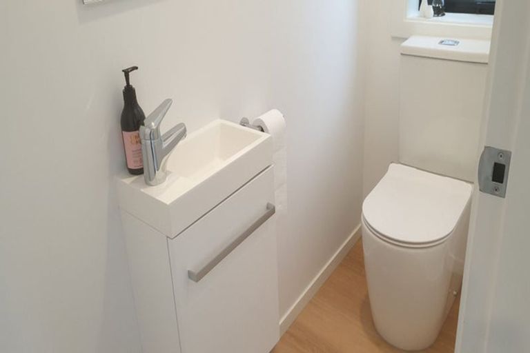 Photo of property in 2/564 High Street, Boulcott, Lower Hutt, 5010