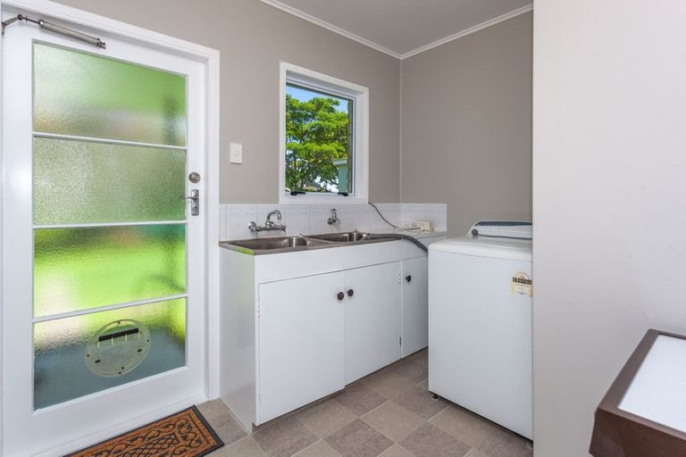 Photo of property in 12 Springfield Avenue, Ngarimu Bay, Thames, 3575