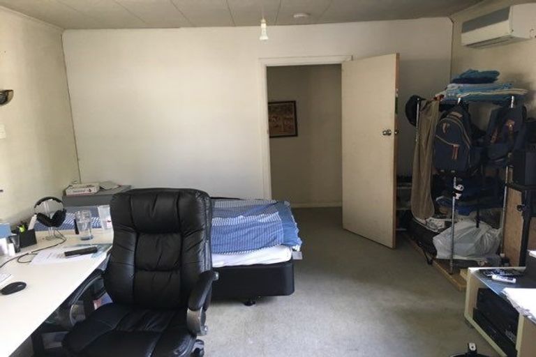 Photo of property in 43 Kirkwood Avenue, Upper Riccarton, Christchurch, 8041