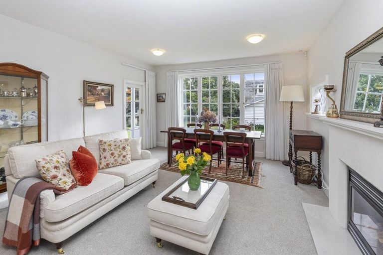 Photo of property in 2 Royds Street, Fendalton, Christchurch, 8014