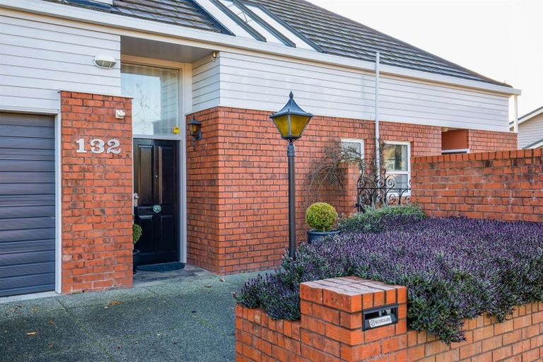 Photo of property in 132 Totara Street, Riccarton, Christchurch, 8041