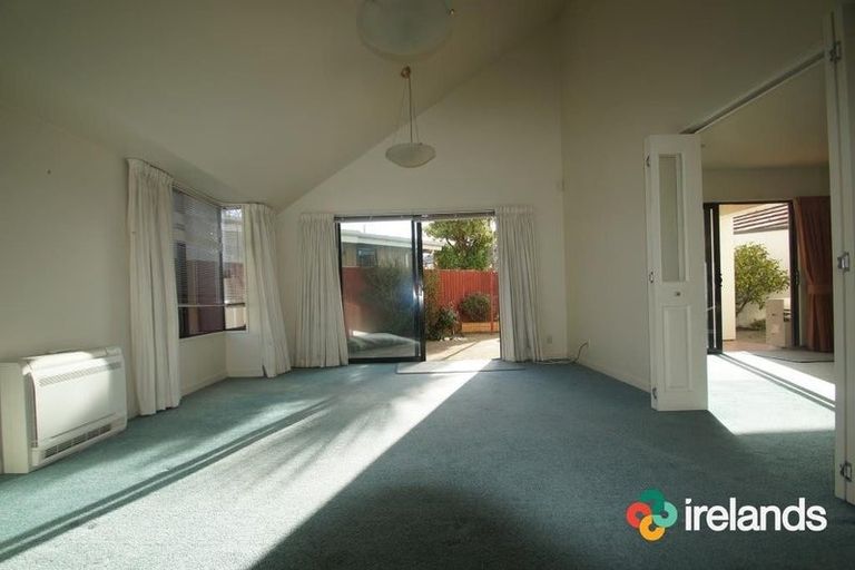 Photo of property in 13a Wiggins Street, Sumner, Christchurch, 8081